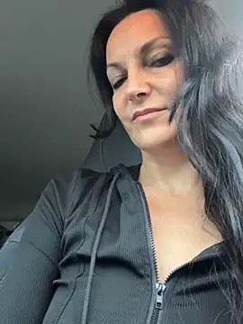 -OLYA- online show from October 9, 6:25 am