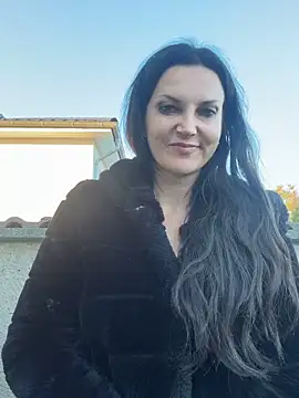 -OLYA- online show from March 4, 4:15 pm