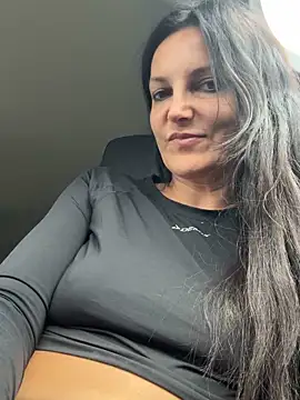 -OLYA- online show from November 11, 1:06 pm