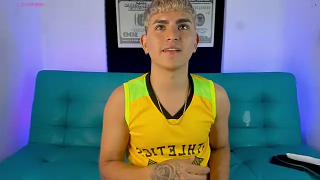 Lyam ap online show from October 7, 3:29 am