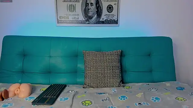 Lyam ap online show from April 10, 3:02 am