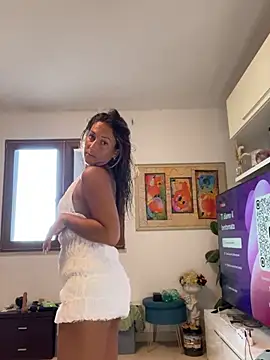 feetqueen96 online show from June 30, 4:18 pm