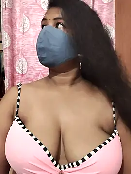 Snapshot of Dr_Chhaya chatting on July 13, 5:07 am Dr Chhaya online show from July 13, 5:07 am