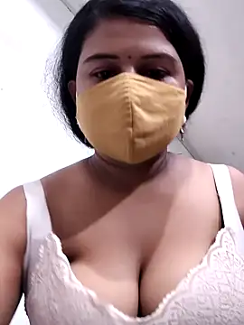 Snapshot of Dr_Chhaya chatting on July 15, 6:37 pm Dr Chhaya online show from July 15, 6:37 pm