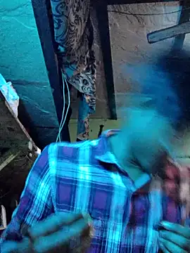 Snapshot of scmylife chatting on March 1, 9:09 am scmylife online show from March 1, 9:09 am