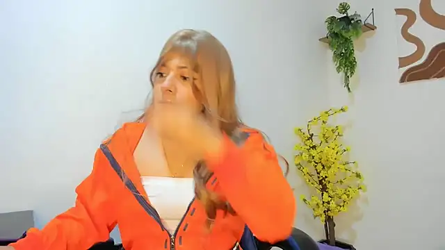 Caro kitty- online show from March 26, 12:03 pm