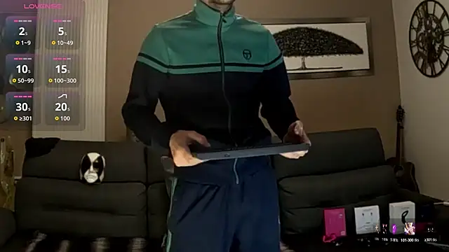 Snapshot of ApollonFit_x69 chatting on January 18, 5:49 pm ApollonFit x69 online show from January 18, 5:49 pm