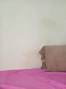 Snapshot of Hajar_charmouta1 chatting on February 10, 10:58 am Hajar charmouta1 online show from February 10, 10:58 am