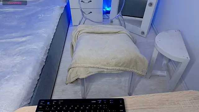 CooperAllana online show from November 12, 7:12 am