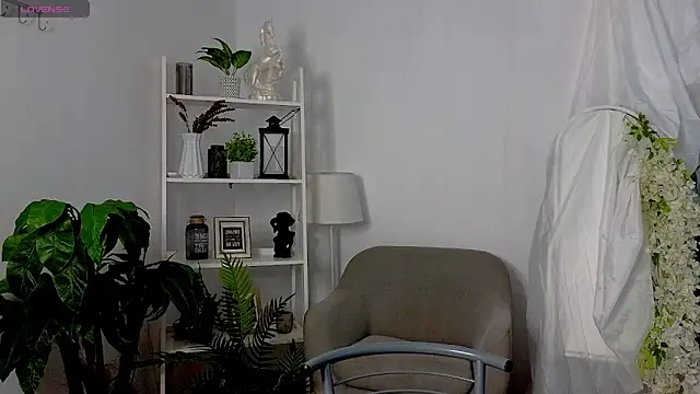 CooperAllana online show from March 19, 8:25 am