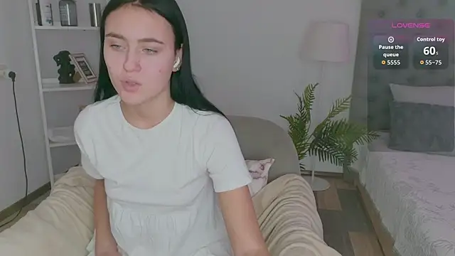 CooperAllana online show from December 16, 8:18 am