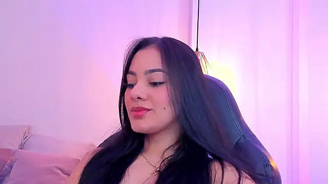 Snapshot of mallie_quinn chatting on February 1, 4:00 pm mallie quinn online show from February 1, 4:00 pm