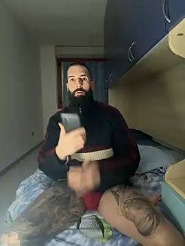 Snapshot of Gioeltoro89 chatting on February 2, 7:24 pm Gioeltoro89 online show from February 2, 7:24 pm