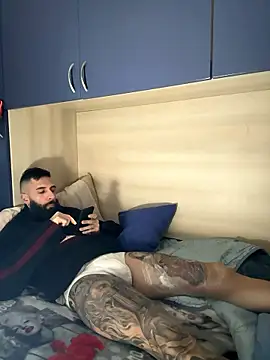 Snapshot of Gioeltoro89 chatting on January 9, 4:14 pm Gioeltoro89 online show from January 9, 4:14 pm