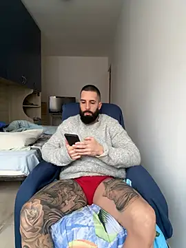 Snapshot of Gioeltoro89 chatting on March 1, 3:56 pm Gioeltoro89 online show from March 1, 3:56 pm