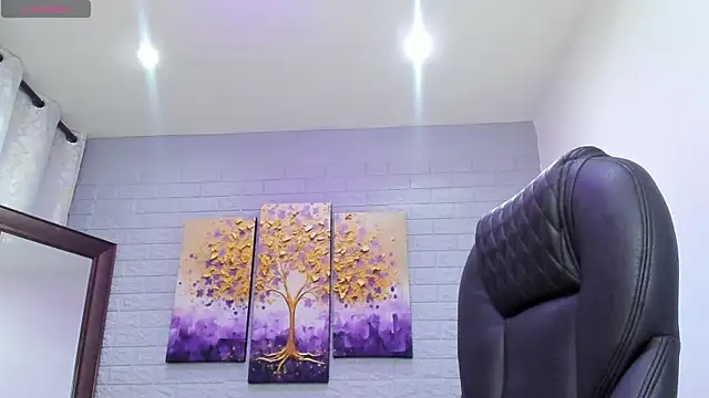 ebbafernandez  online show from October 2, 11:46 am