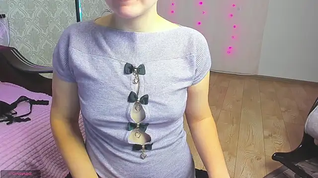 Miss Elsa  online show from March 12, 12:26 pm