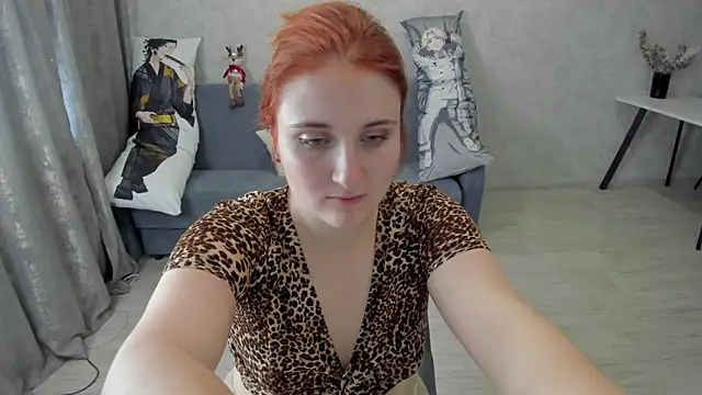 Miss Elsa  online show from May 9, 11:02 am
