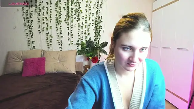 Miss Elsa  online show from December 1, 2:12 am