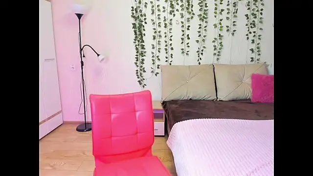 Miss Elsa  online show from October 6, 12:28 pm