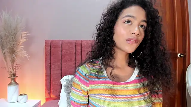 AntonellaHall  online show from March 12, 7:29 pm