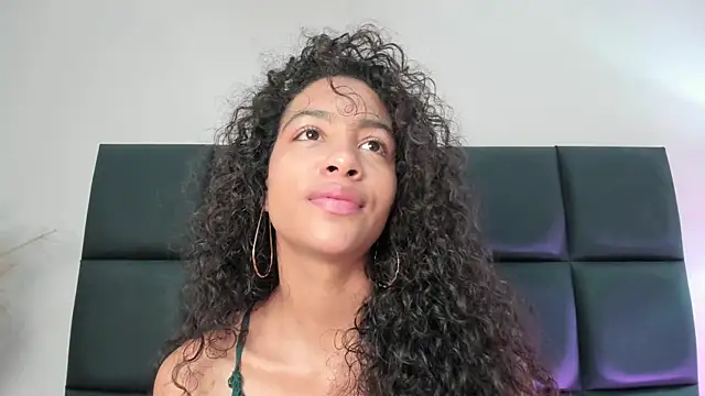 AntonellaHall  online show from April 10, 6:37 pm