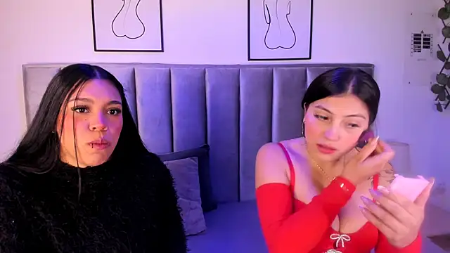 Snapshot of Emmy-Turnner chatting on November 28, 1:33 pm Emmy-Turnner online show from November 28, 1:33 pm