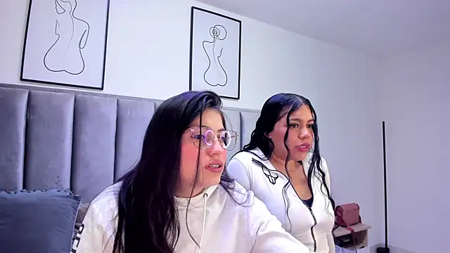 Snapshot of Laiia_Page chatting on November 13, 1:26 pm Laiia Page online show from November 13, 1:26 pm