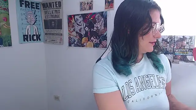 gigiqueen 18 online show from June 1, 6:29 pm