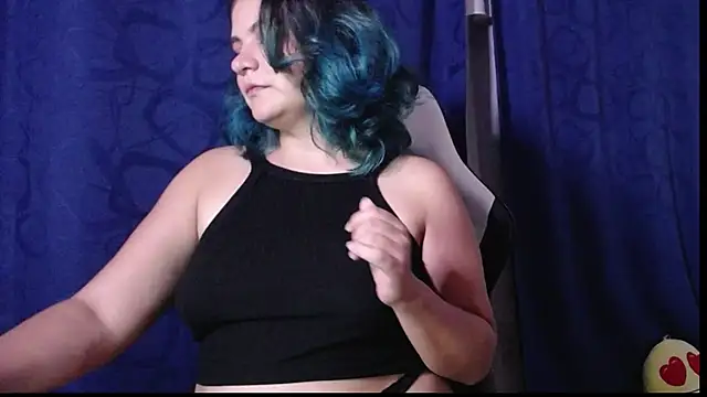 gigiqueen 18 online show from November 19, 3:39 am