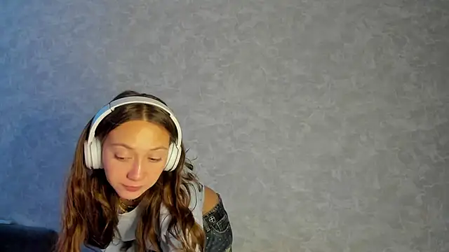 EllaSky xoxo online show from October 7, 6:53 pm
