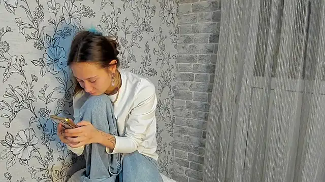 EllaSky xoxo online show from November 2, 9:53 pm