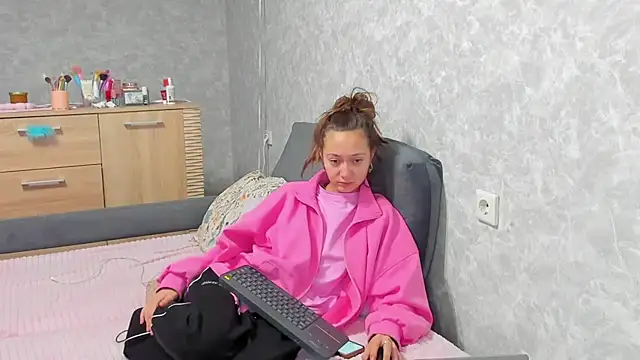 EllaSky xoxo online show from November 16, 11:26 am