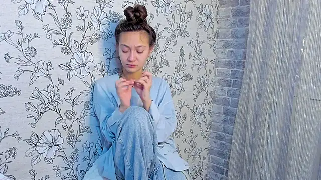 EllaSky xoxo online show from November 8, 4:38 am