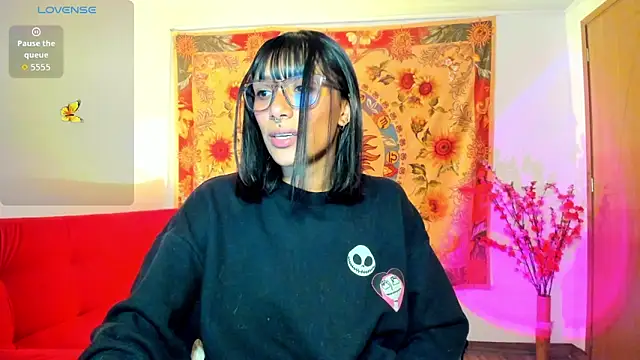 Snapshot of Demeter__ chatting on October 24, 1:37 am Demeter online show from October 24, 1:37 am