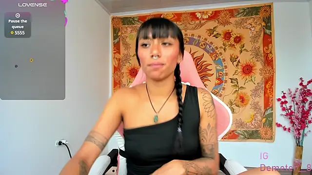 Snapshot of Demeter__ chatting on March 17, 9:02 pm Demeter online show from March 17, 9:02 pm