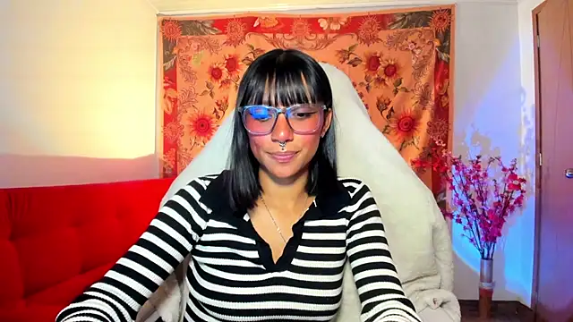 Snapshot of Demeter__ chatting on September 27, 3:45 am Demeter online show from September 27, 3:45 am