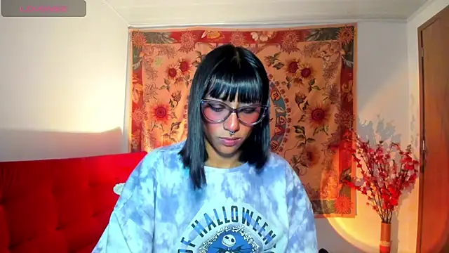 Snapshot of Demeter__ chatting on October 28, 12:22 am Demeter online show from October 28, 12:22 am