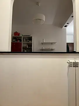 Snapshot of Nala_95 chatting on February 7, 6:24 pm Nala 95 online show from February 7, 6:24 pm