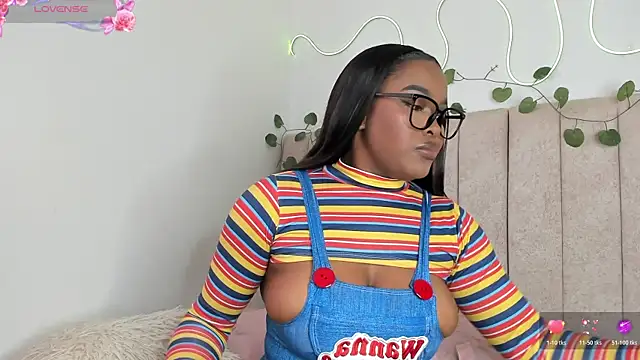 Snapshot of Kaseydelvey chatting on October 27, 9:38 pm Kaseydelvey online show from October 27, 9:38 pm