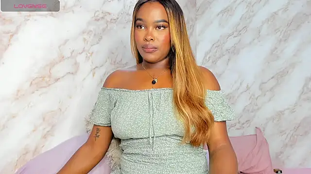 Snapshot of Kaseydelvey chatting on December 12, 7:37 pm Kaseydelvey online show from December 12, 7:37 pm