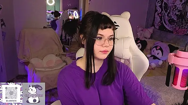 ClaireFaers  online show from February 6, 8:38 pm