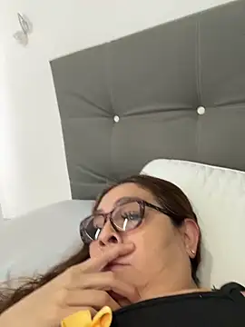 AntonellaAlondra4 online show from March 30, 1:12 pm