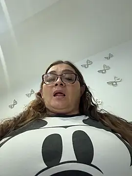 AntonellaAlondra4 online show from March 11, 3:44 am