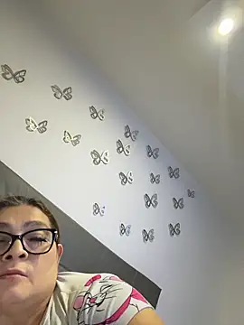 AntonellaAlondra4 online show from May 7, 3:11 am