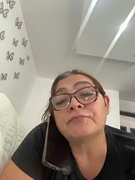 AntonellaAlondra4 online show from April 9, 1:39 pm