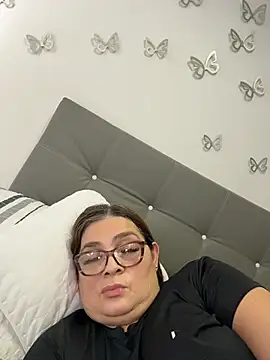 AntonellaAlondra4 online show from April 30, 2:57 pm