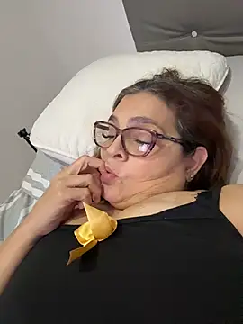 AntonellaAlondra4 online show from April 18, 3:42 am