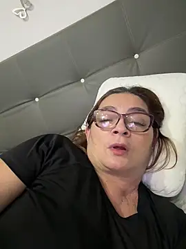 AntonellaAlondra4 online show from February 18, 3:15 am