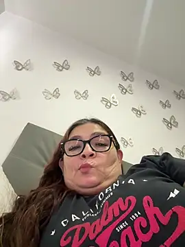 AntonellaAlondra4 online show from May 27, 9:22 pm